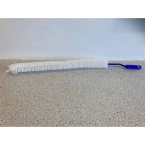 Radiatorkost med plast h�ndtag og b�jelig b�rste